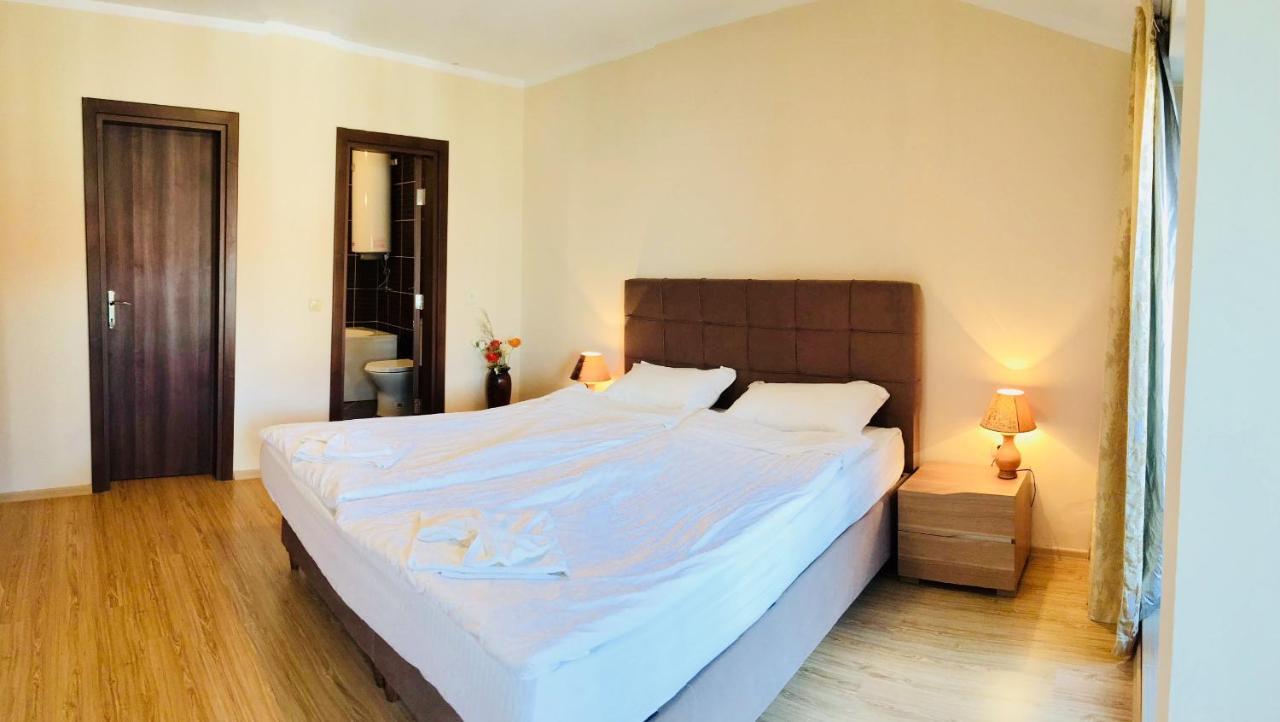 Chateau Del Marina Penthouses Nesebar Ngoại thất bức ảnh
